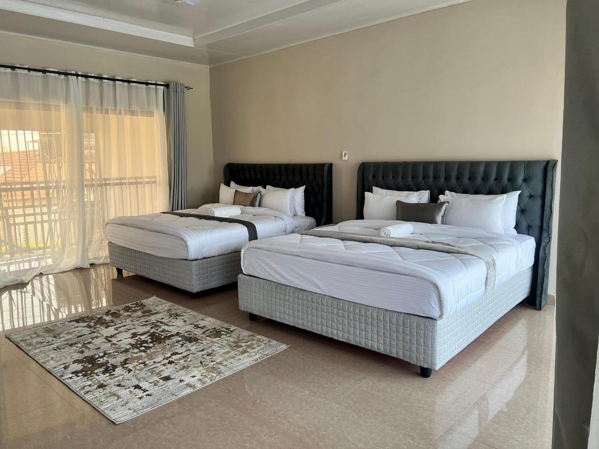 Kasbek Lodge And Tours Lusaka Extérieur photo